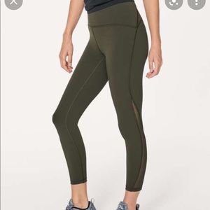 Lululemon train times running pants size 4